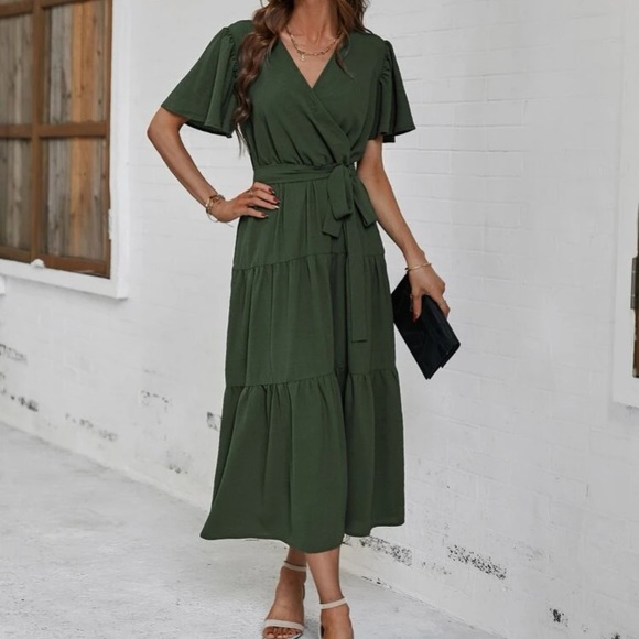 Boho butterfly sleeve ruffle hem belted dress - Picture 4 of 16